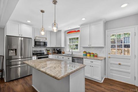 Tiny photo for 216 Kensington Avenue, Lynchburg, VA 24503 (MLS # 366309)