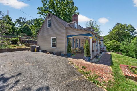 Tiny photo for 216 Kensington Avenue, Lynchburg, VA 24503 (MLS # 366309)