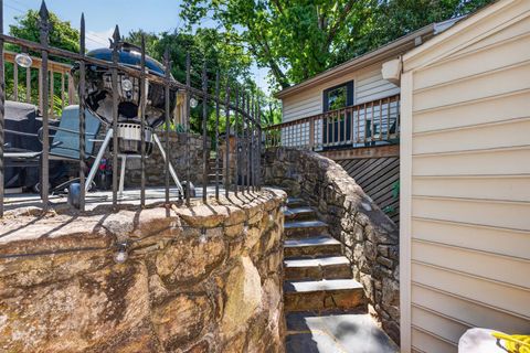 Tiny photo for 216 Kensington Avenue, Lynchburg, VA 24503 (MLS # 366309)