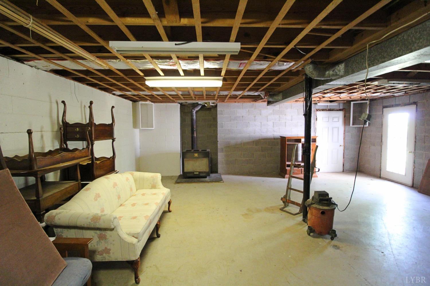 3958 Campbell Highway, Lynchburg, Virginia image 34