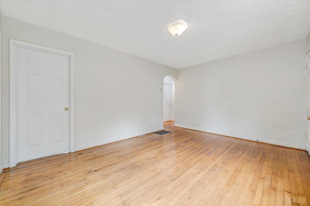 Lynchburg, Virginia 24502, United States, 3 Bedrooms Bedrooms, ,1 BathroomBathrooms,Residential,Active,138962