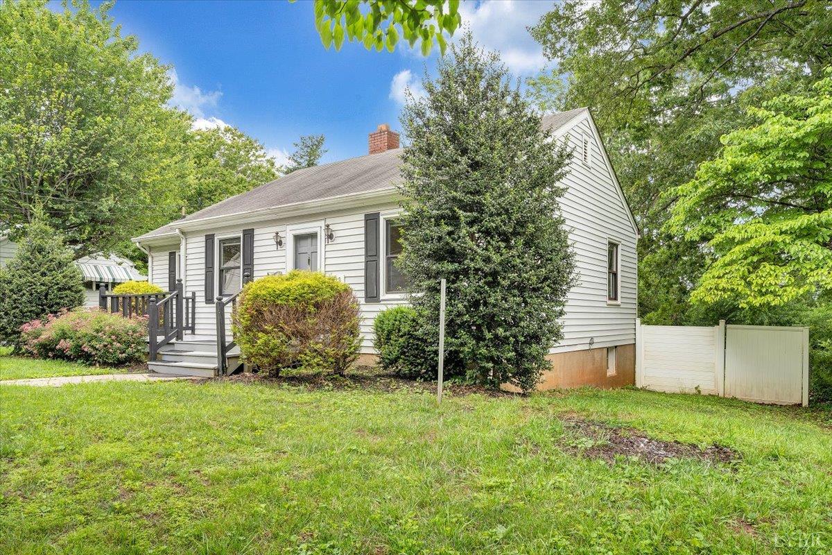 Lynchburg, Virginia 24502, United States, 3 Bedrooms Bedrooms, ,1 BathroomBathrooms,Residential,Active,138962