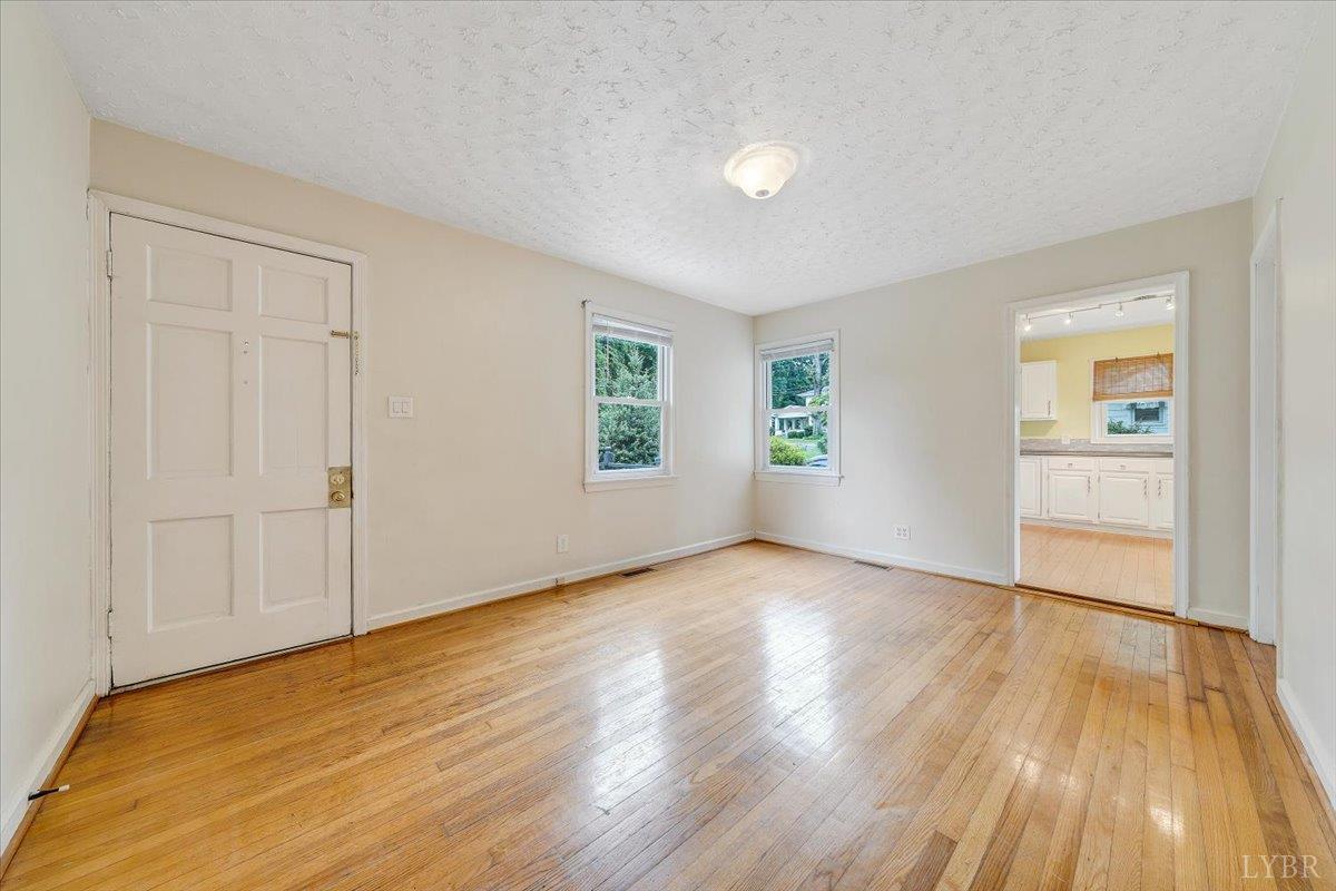 Lynchburg, Virginia 24502, United States, 3 Bedrooms Bedrooms, ,1 BathroomBathrooms,Residential,Active,138962