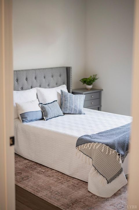 Tiny photo for 536 Leesville Road #302, Lynchburg, VA 24502 (MLS # 363060)