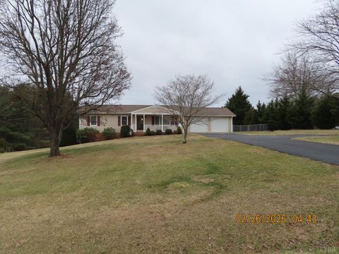 Photo of 61 Acorn Drive, Rustburg, VA 24588 (MLS # 364688)