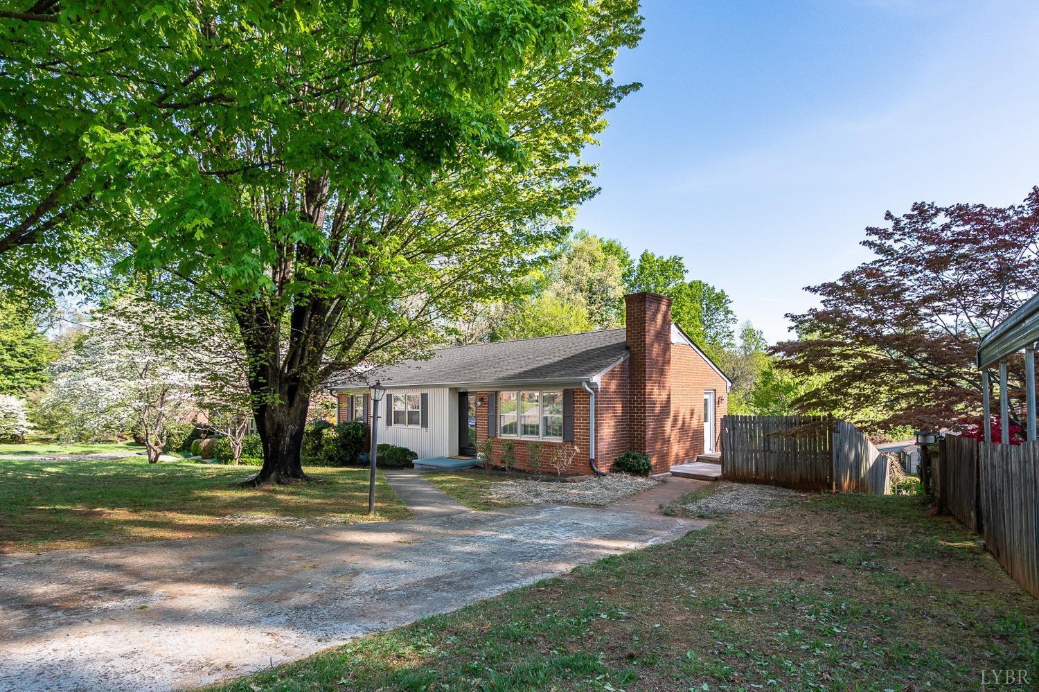 2704 Anthony Place, Lynchburg, Virginia image 2