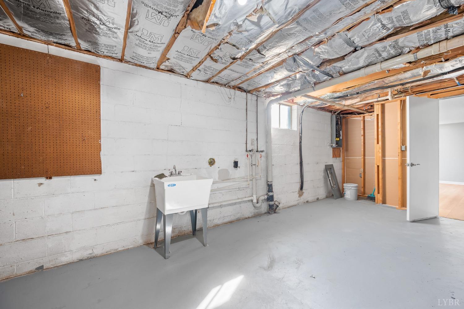 2704 Anthony Place, Lynchburg, Virginia image 38