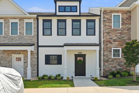 Townhouse For Sale - 556 Leesville Rd Rd #703<br/> Lynchburg, VA 24502