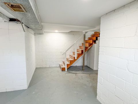 Tiny photo for 255 Glade Road, Madison Heights, VA 24572 (MLS # 362777)