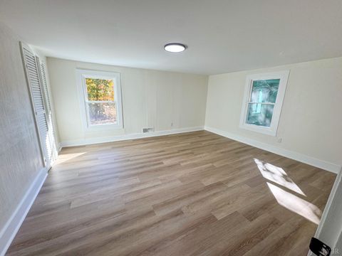 Tiny photo for 255 Glade Road, Madison Heights, VA 24572 (MLS # 362777)