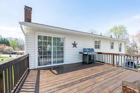 Tiny photo for 1136 Coolbrook Road, Bedford, VA 24523 (MLS # 365452)