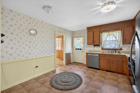 Tiny photo for 163 Baldwin Circle Cir, Lynchburg, VA 24502 (MLS # 365473)