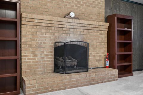 Tiny photo for 163 Baldwin Circle Cir, Lynchburg, VA 24502 (MLS # 365473)