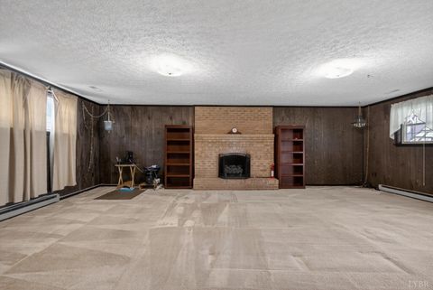 Tiny photo for 163 Baldwin Circle Cir, Lynchburg, VA 24502 (MLS # 365473)