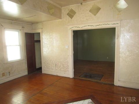 Tiny photo for 107 North Marion Avenue, Covington, VA 24426 (MLS # 362731)