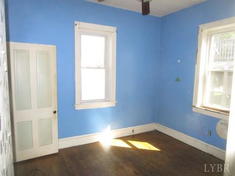 Tiny photo for 107 North Marion Avenue, Covington, VA 24426 (MLS # 362731)