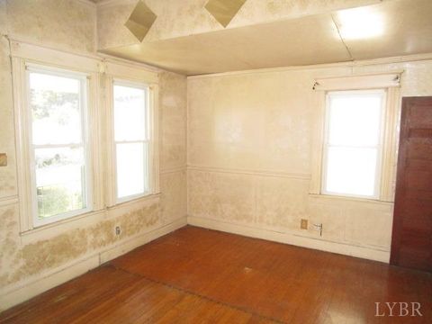 Tiny photo for 107 North Marion Avenue, Covington, VA 24426 (MLS # 362731)