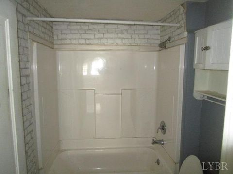 Tiny photo for 107 North Marion Avenue, Covington, VA 24426 (MLS # 362731)