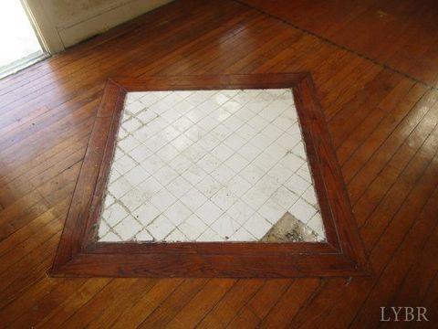 Tiny photo for 107 North Marion Avenue, Covington, VA 24426 (MLS # 362731)