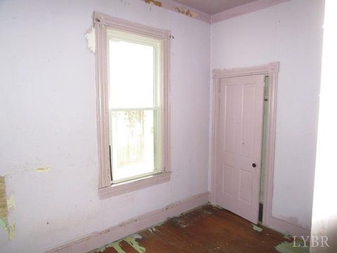 Tiny photo for 107 North Marion Avenue, Covington, VA 24426 (MLS # 362731)