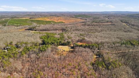 Tiny photo for 409 Staunton River Landing Lndg, Gretna, VA 24557 (MLS # 364726)