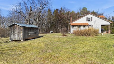 Tiny photo for 409 Staunton River Landing Lndg, Gretna, VA 24557 (MLS # 364726)