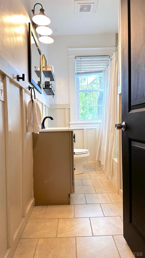 Tiny photo for 415 Oakridge Boulevard, Lynchburg, VA 24502 (MLS # 366276)