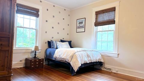 Tiny photo for 415 Oakridge Boulevard, Lynchburg, VA 24502 (MLS # 366276)