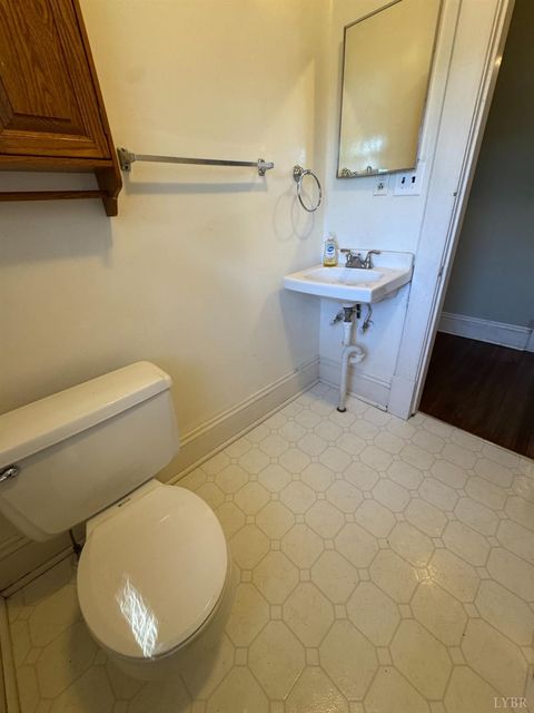 Tiny photo for 405 Langhorne Lane, Lynchburg, VA 24501 (MLS # 366565)