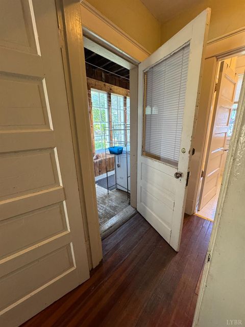 Tiny photo for 405 Langhorne Lane, Lynchburg, VA 24501 (MLS # 366565)