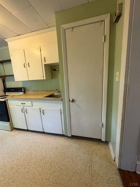 Tiny photo for 405 Langhorne Lane, Lynchburg, VA 24501 (MLS # 366565)
