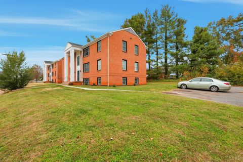 Tiny photo for 1200 Liggates Road, Lynchburg, VA 24502 (MLS # 362720)