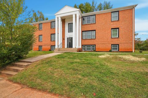 Tiny photo for 1200 Liggates Road, Lynchburg, VA 24502 (MLS # 362720)
