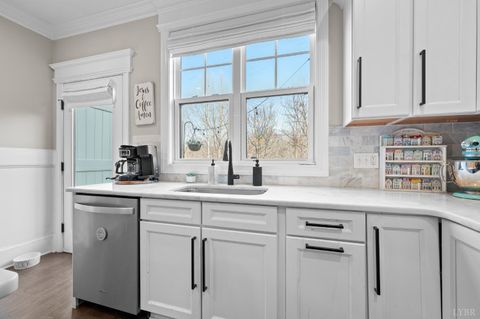 Tiny photo for 1603 Helmsdale Drive, Forest, VA 24551 (MLS # 365053)