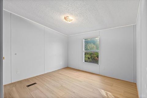 Tiny photo for 2213 Rabat Road, Nathalie, VA 24577 (MLS # 363888)