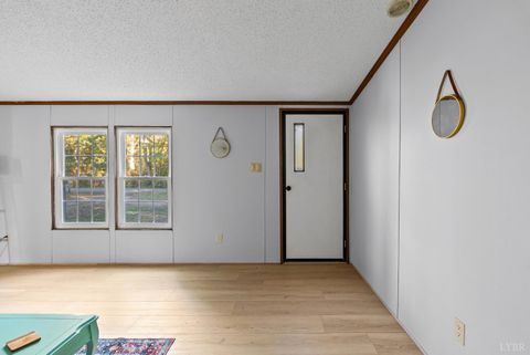 Tiny photo for 2213 Rabat Road, Nathalie, VA 24577 (MLS # 363888)