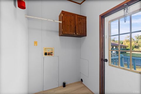 Tiny photo for 2213 Rabat Road, Nathalie, VA 24577 (MLS # 363888)