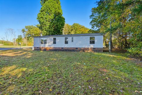 Tiny photo for 2213 Rabat Road, Nathalie, VA 24577 (MLS # 363888)