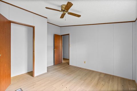 Tiny photo for 2213 Rabat Road, Nathalie, VA 24577 (MLS # 363888)