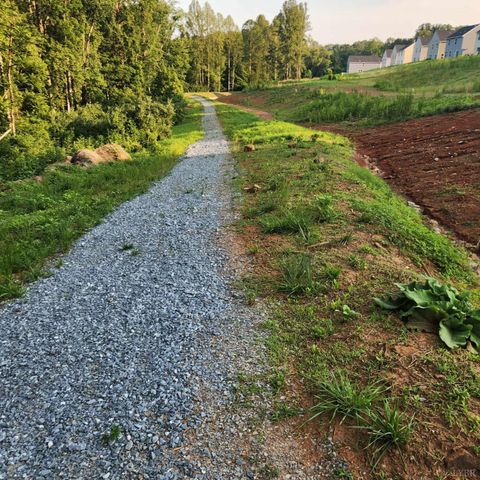 Tiny photo for 139 Ethan Court, Lynchburg, VA 24501 (MLS # 362540)