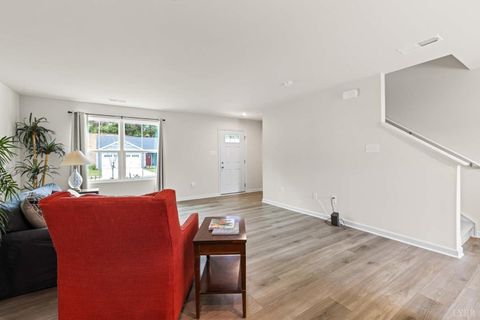 Tiny photo for 139 Ethan Court, Lynchburg, VA 24501 (MLS # 362540)