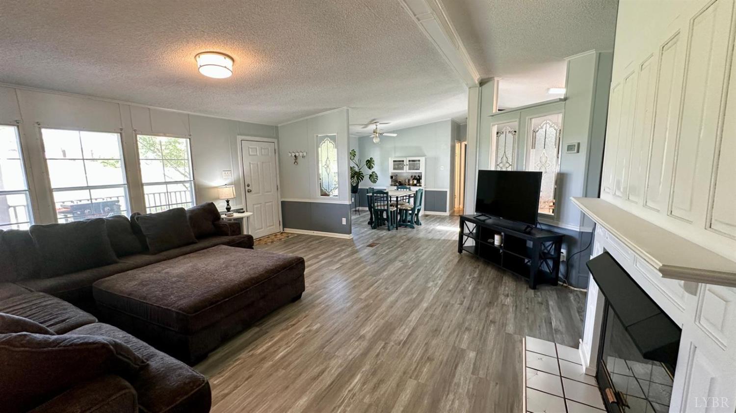 2836 Isle Of Pines Drive, Moneta, Virginia image 13