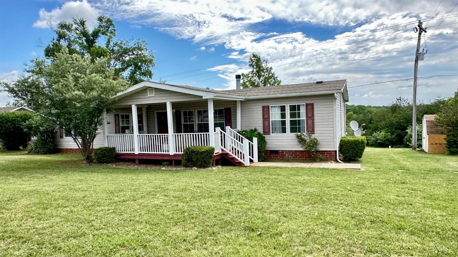 2836 Isle Of Pines Drive, Moneta, Virginia image 1