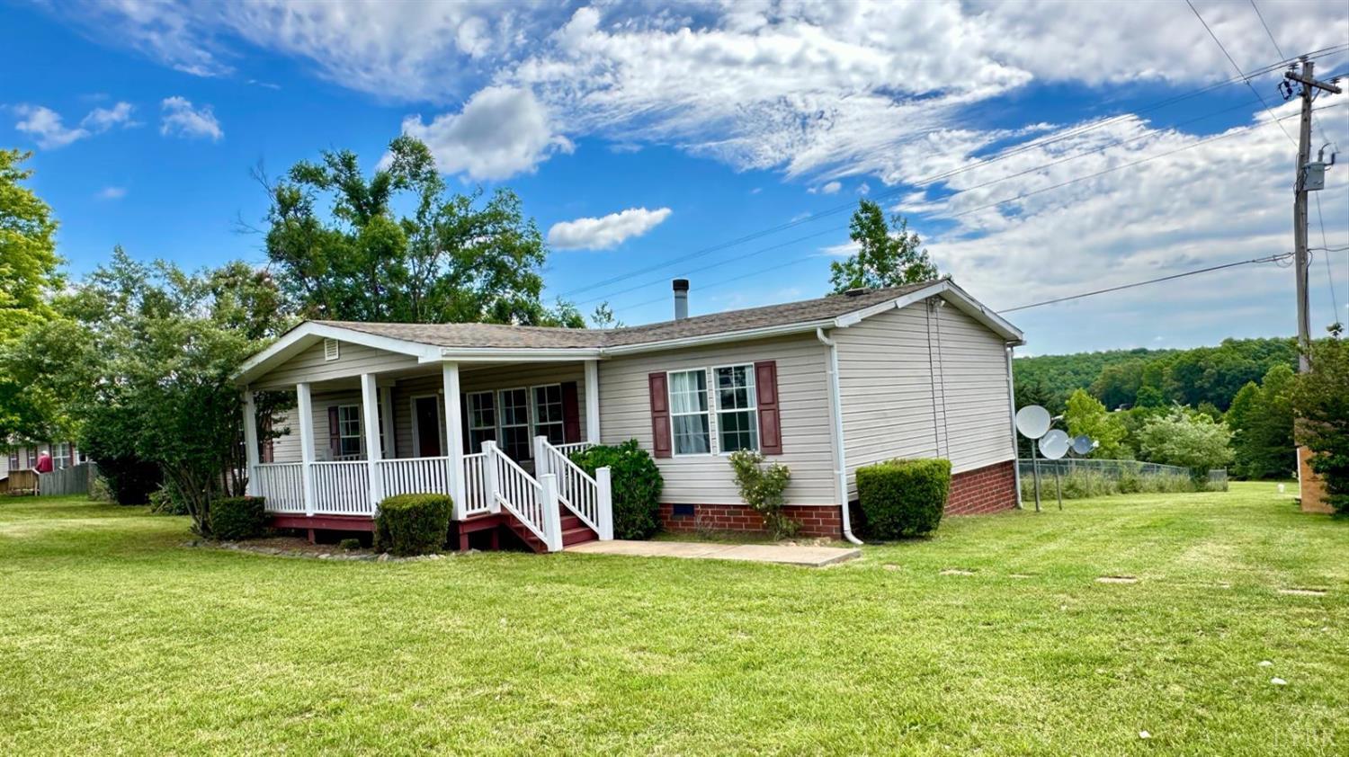 2836 Isle Of Pines Drive, Moneta, Virginia image 26