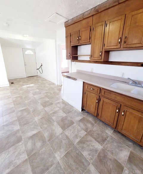 Tiny photo for 58 Federal Street, Lynchburg, VA 24504 (MLS # 364873)