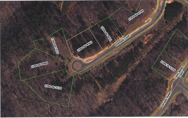 OVERLOOK CIR, MONETA, VA 24121 - Image dca44e8d8ab13f03a39df7228ddf67e2/2418171593