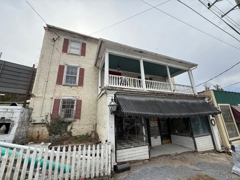 Tiny photo for 1421 Main St. St, Lynchburg, VA 24504 (MLS # 365232)