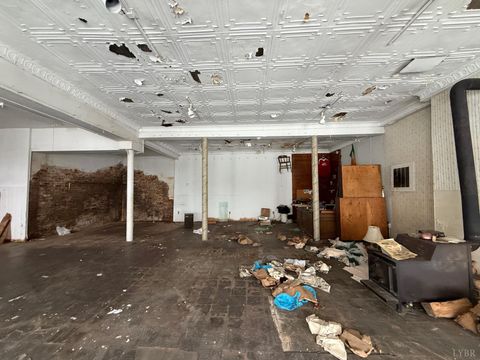 Tiny photo for 1421 Main St. St, Lynchburg, VA 24504 (MLS # 365232)