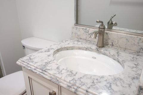 Tiny photo for 1106 Grandset Drive Dr, Forest, VA 24551 (MLS # 366667)