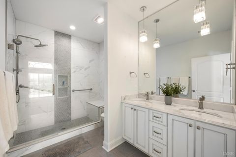 Tiny photo for 1106 Grandset Drive Dr, Forest, VA 24551 (MLS # 366667)